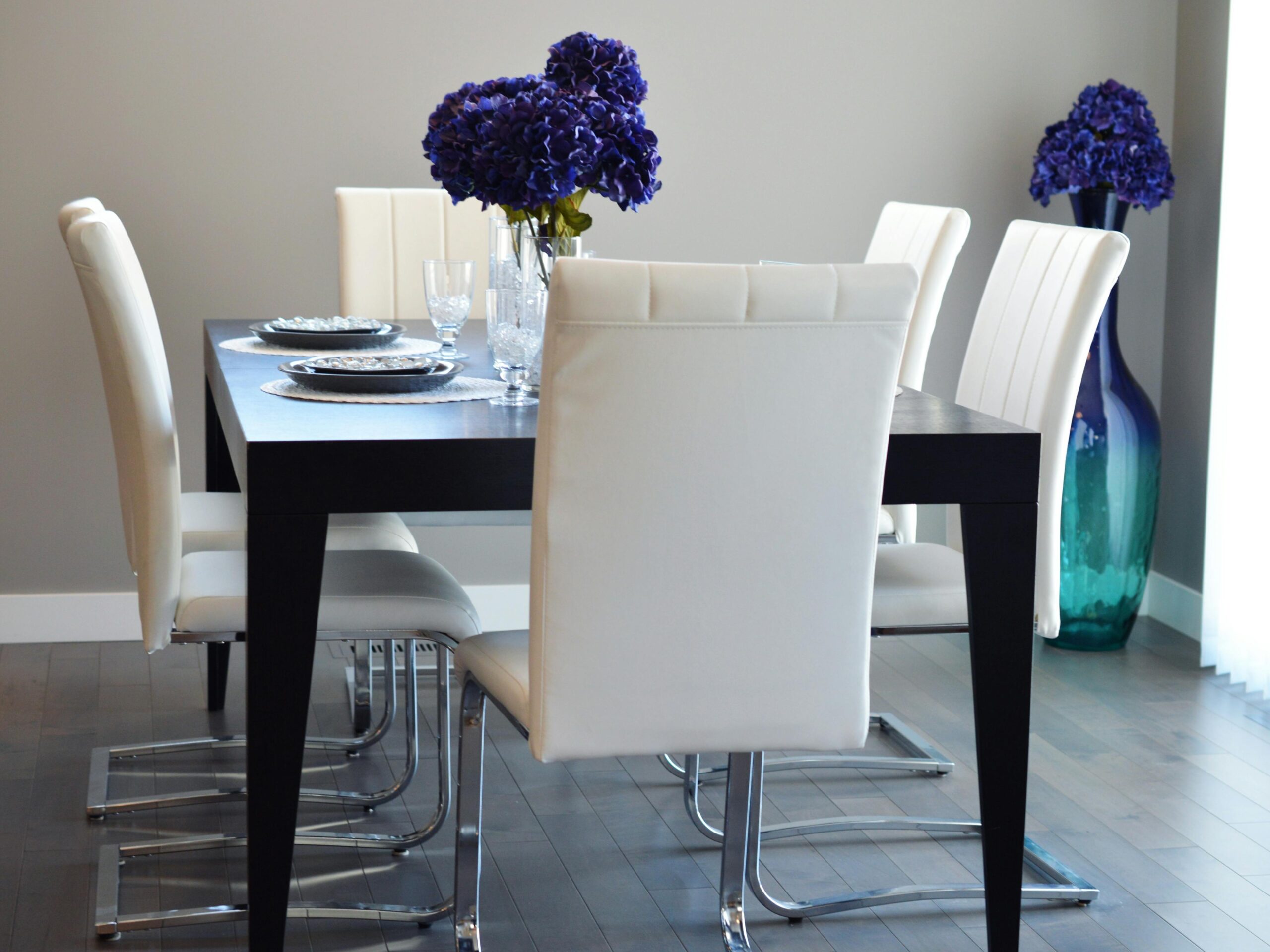 11 Easy Ways To Make Small Dining Room Modern And Elegant